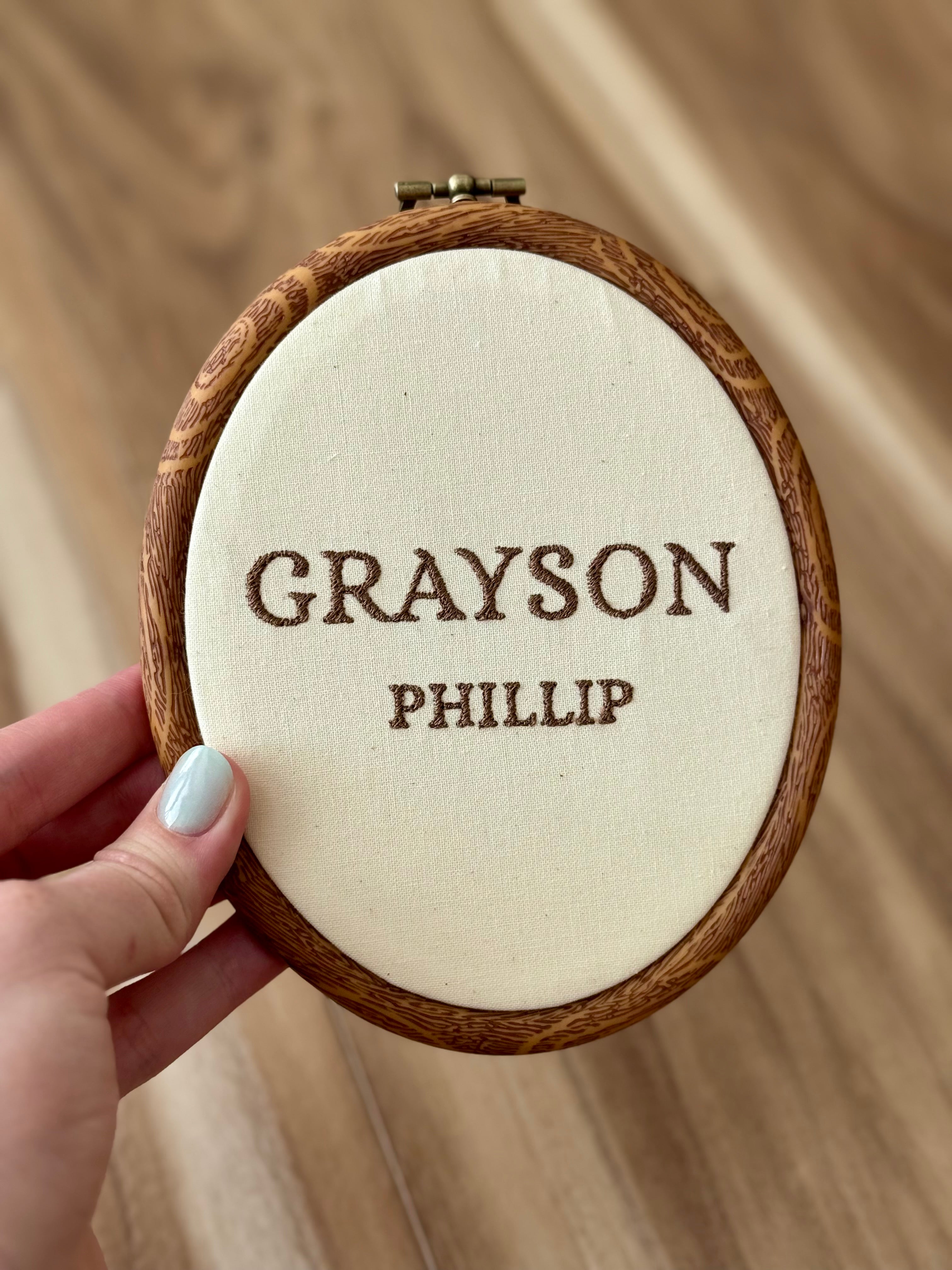 Custom Embroidered Name Hoop – Personalized Baby Name Wall Art – Neutral Nursery Decor – Handmade Embroidery Keepsake
