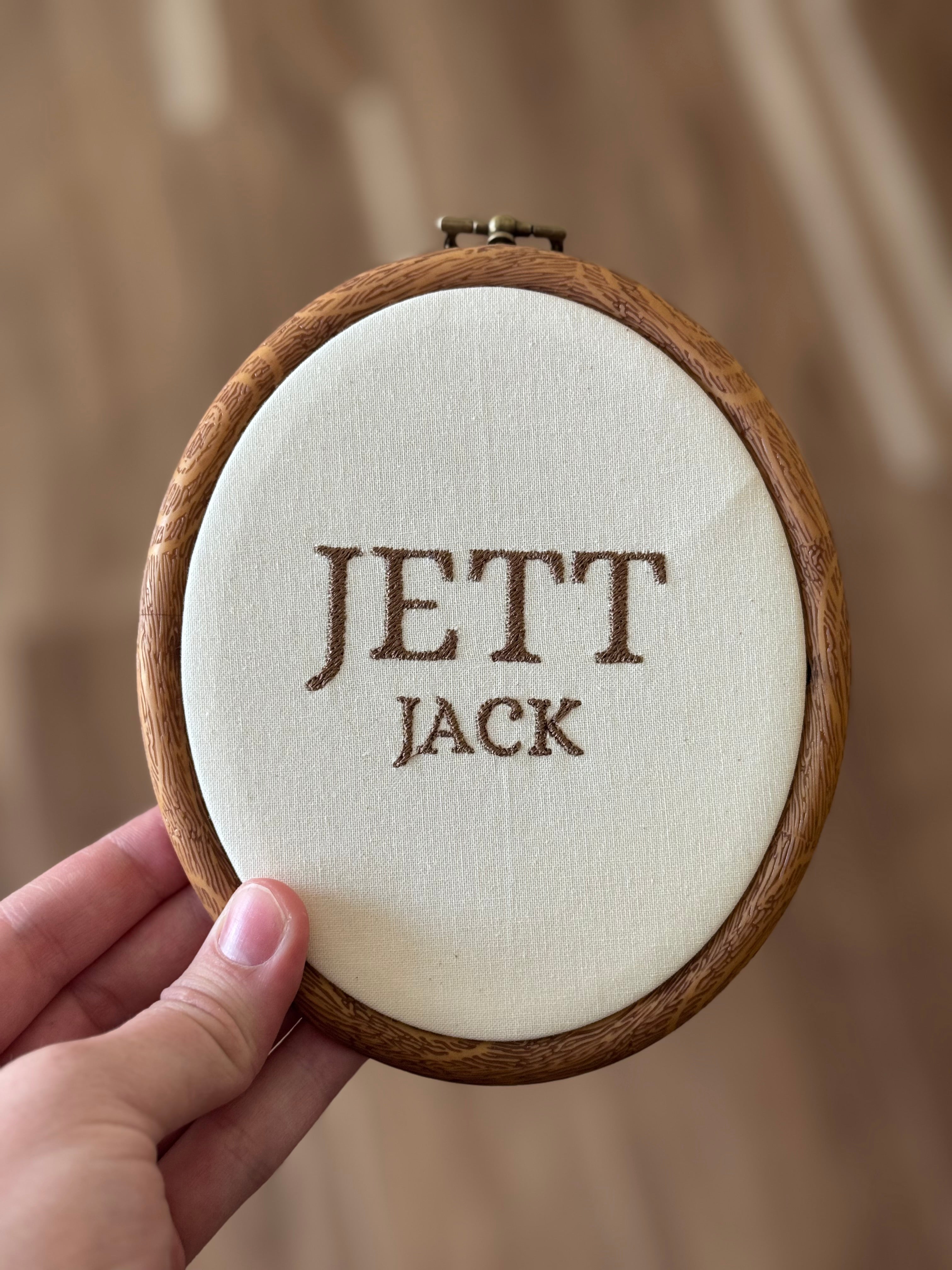 Custom Embroidered Name Hoop – Personalized Baby Name Wall Art – Neutral Nursery Decor – Handmade Embroidery Keepsake